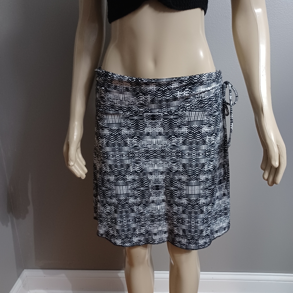 Soybu mini athletic skirt with side tie